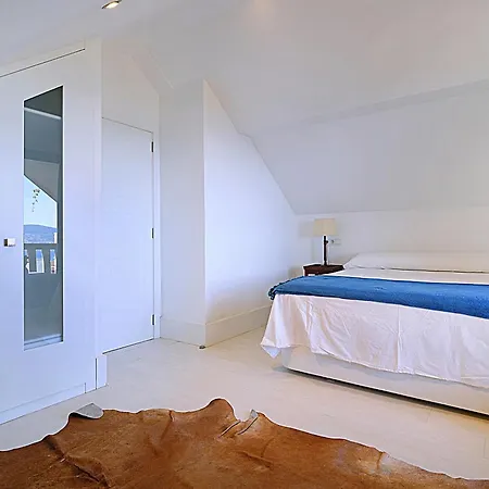 Galihost - Casa Con Vistas Al Mar En *